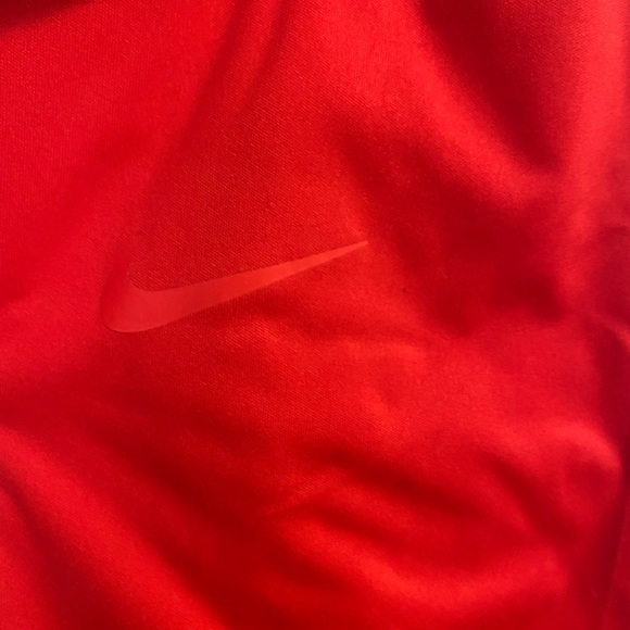 Nike shield training sweaters size xl brand new - Picture 2 of 5